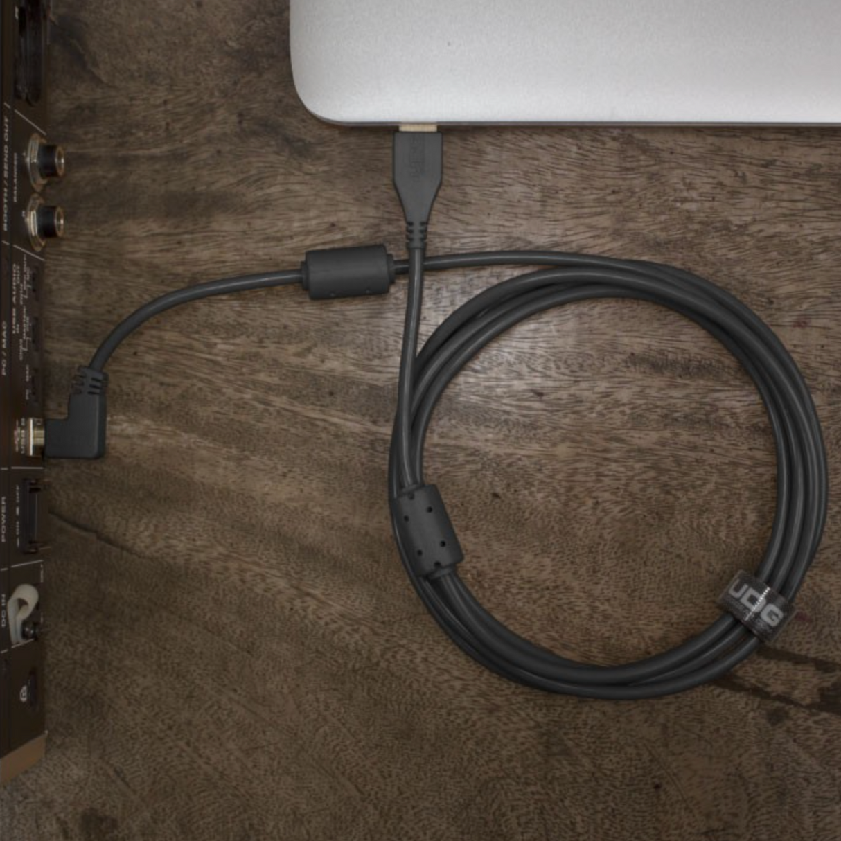 UDG Ultimate Audio Cable USB 2.0 A-B Black Angled 1m